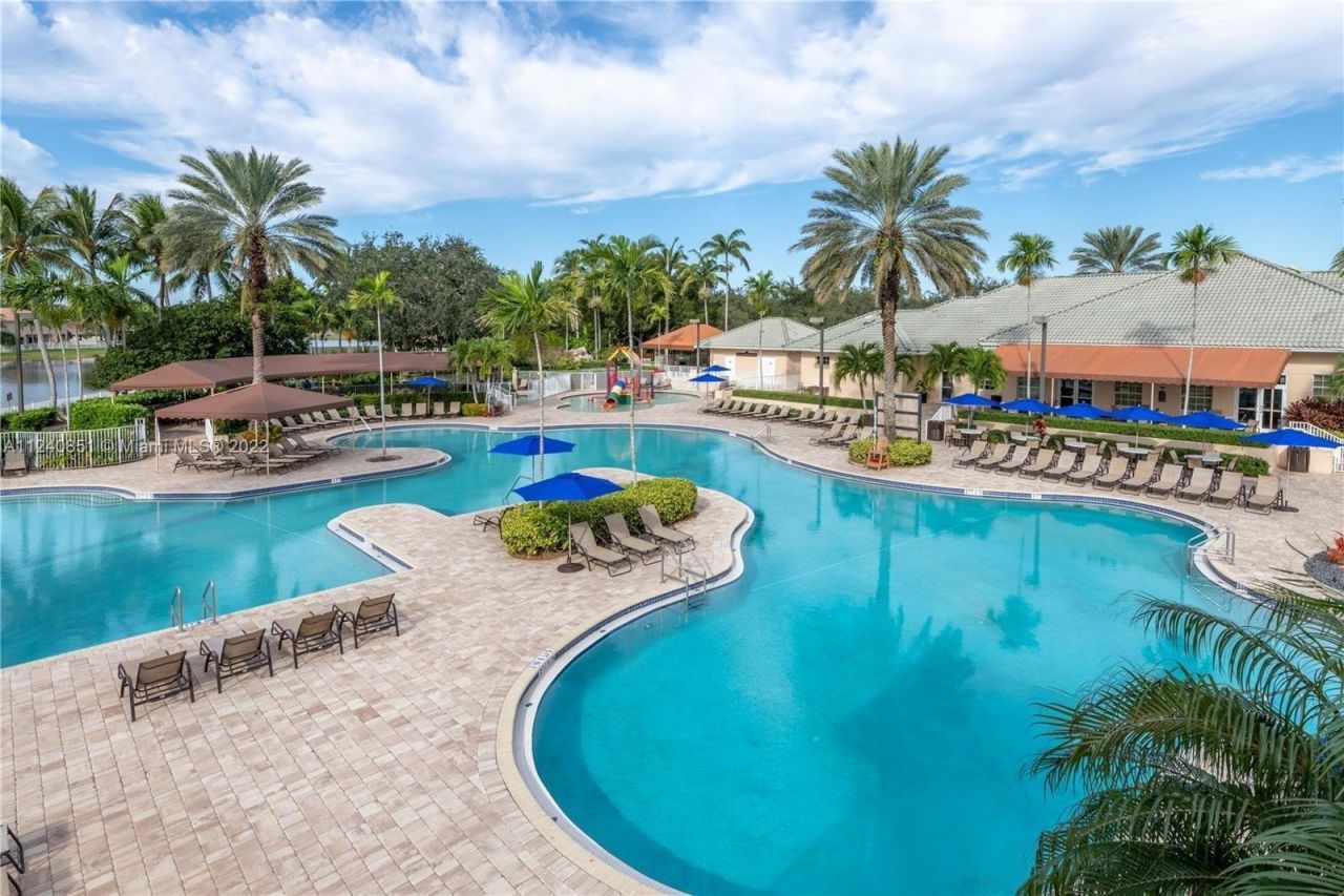 878 Lavender Circle, Unit 878, Weston, FL 33327 Photo