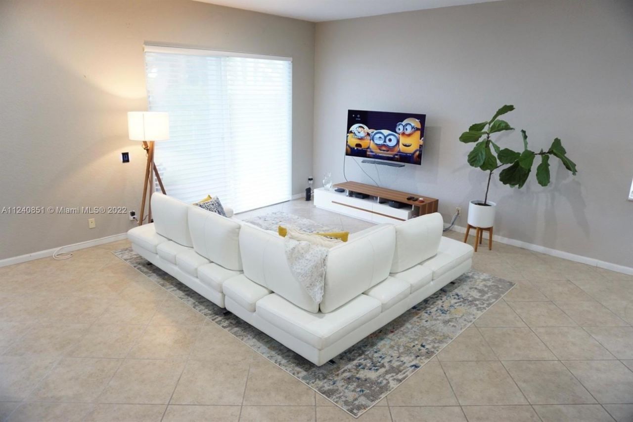 878 Lavender Circle, Unit 878, Weston, FL 33327 Photo