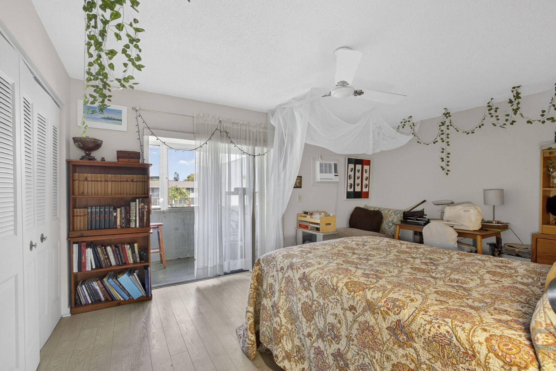 106 E Camden E, West Palm Beach, FL 33417 Photo
