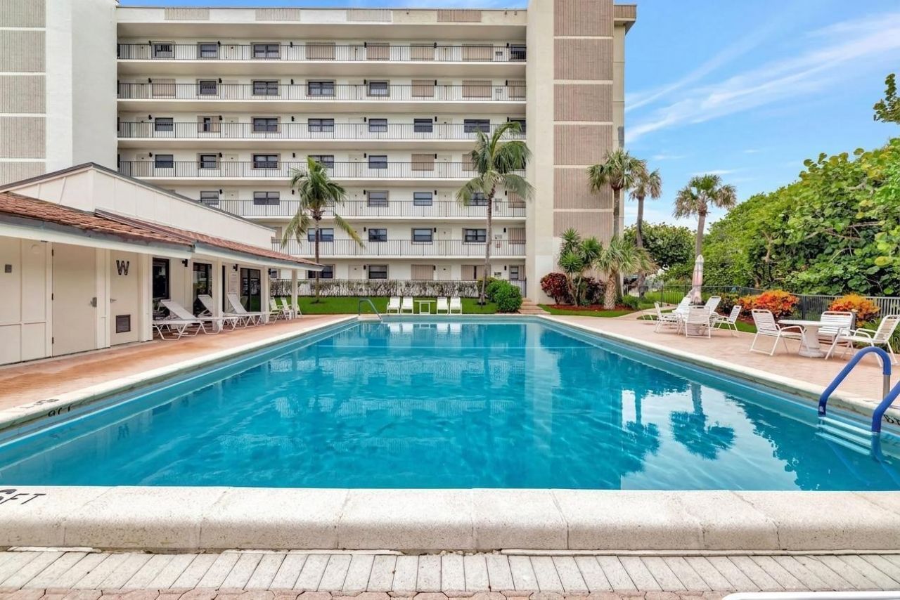 10310 S Ocean Drive, Unit 305, Jensen Beach, FL 34957 Photo