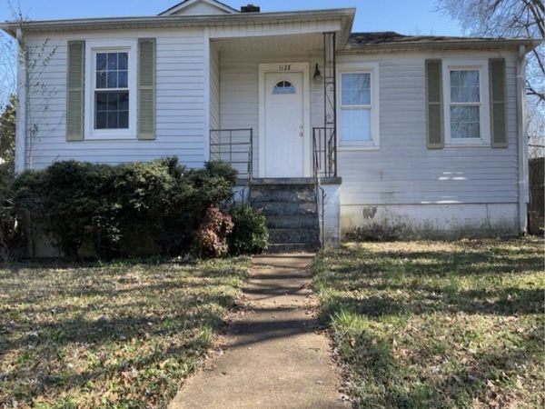 1128 Dixie Ave, Florence, AL 35630