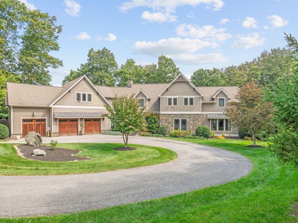 8828 Willett LN , Bent Mountain, VA 24059