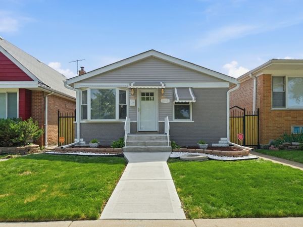9417 S Lowe Avenue, Chicago, IL 60620