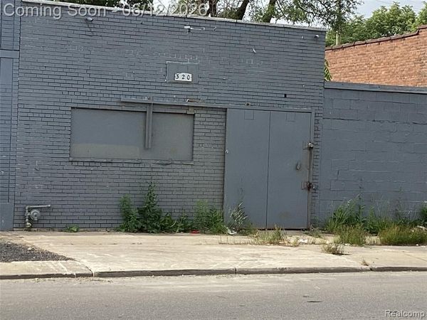 320 E State Fair, Detroit, MI 48203
