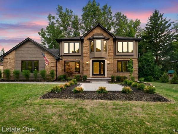 1683 Mark Hopkins Road , Bloomfield Hills, MI 48302
