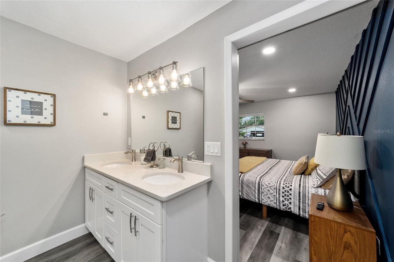 3823 SE 9th Place , Ocala, FL 34471 Photo