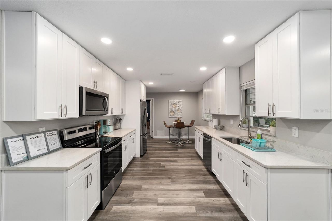 3823 SE 9th Place , Ocala, FL 34471 Photo