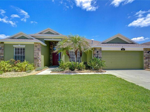 2804 ABBEY GROVE DRIVE , VALRICO, FL 33594