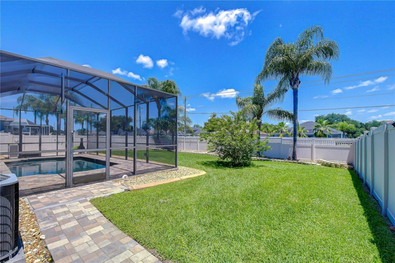 2804 Abbey Grove Drive, Valrico, FL 33594 Photo