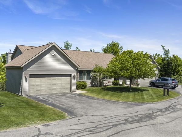 2015 Woods Ln, Unit 46, Petoskey, MI 49770