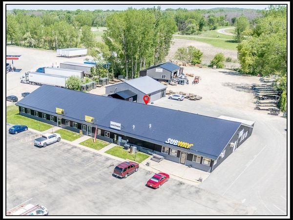 1200 N SHAWANO STREET, New London, WI 54961