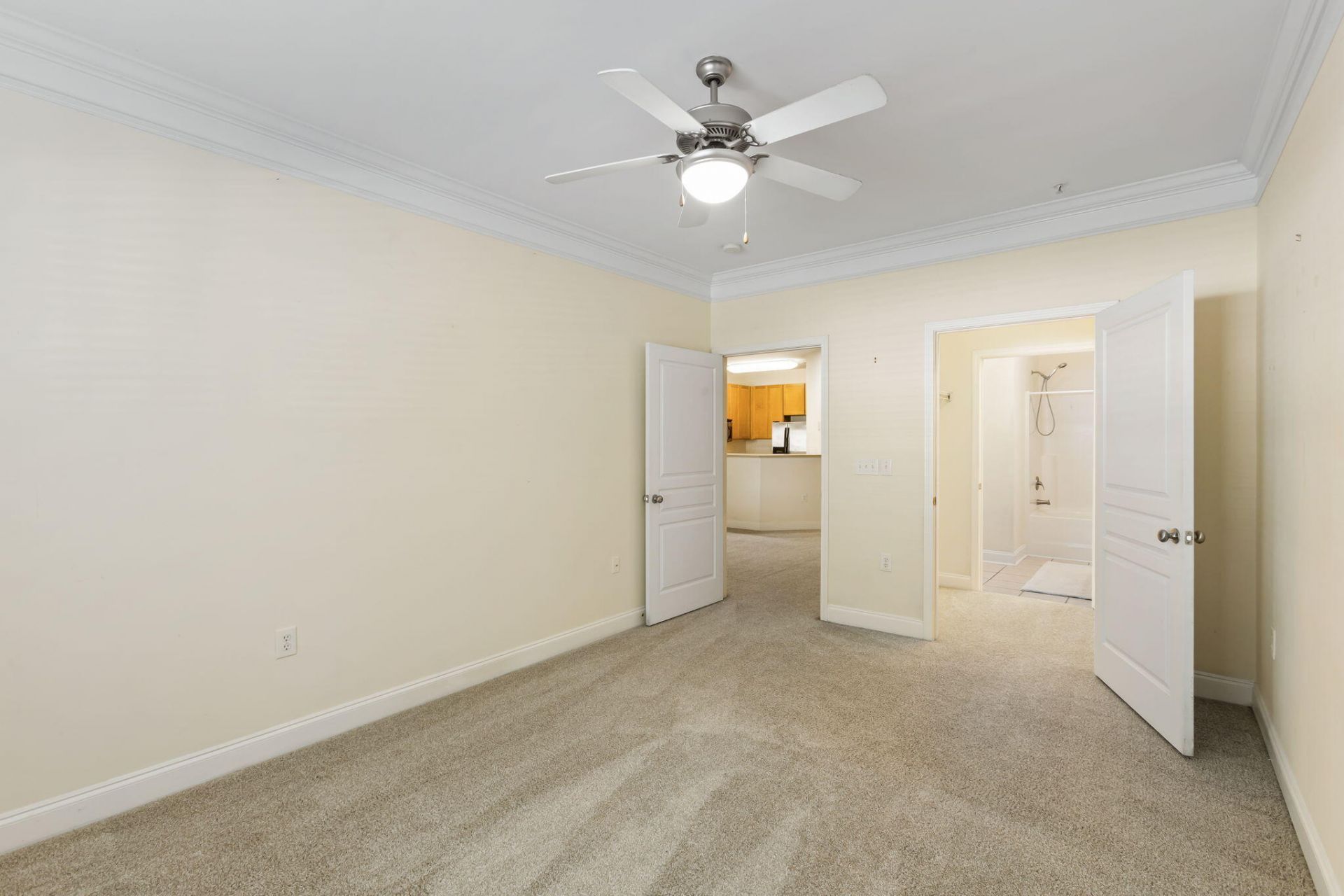 1301 Basildon Road Photo 12