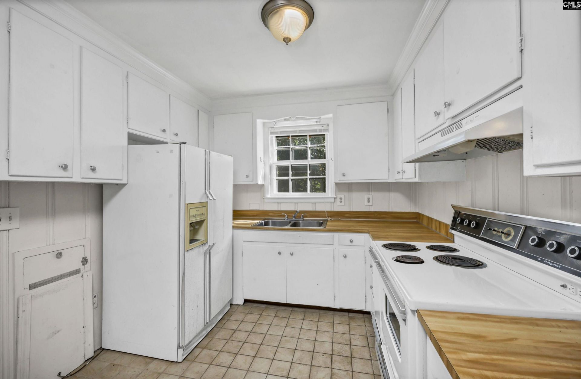 923 Huntington Avenue Photo 12