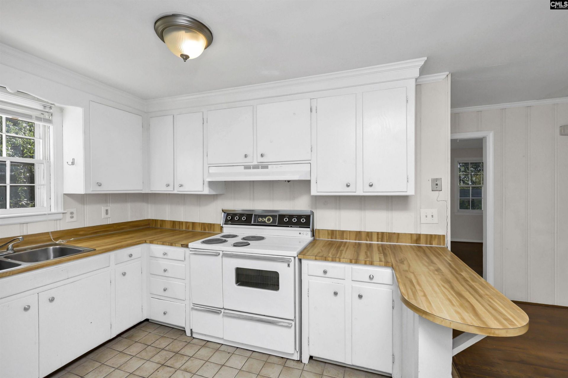923 Huntington Avenue Photo 13