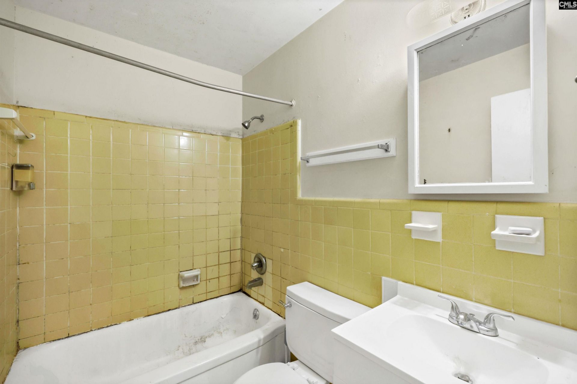 923 Huntington Avenue Photo 22