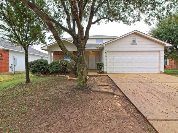 232 Brickyard LN, Jarrell, TX 76537