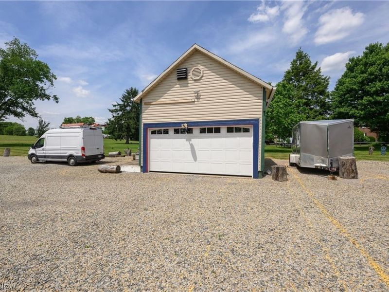 372 Park Avenue SW, Bolivar, OH 44612 Photo 5
