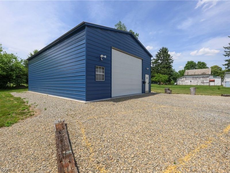 372 Park Avenue SW, Bolivar, OH 44612 Photo 6