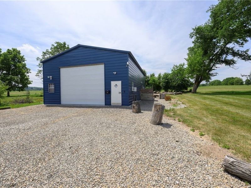 372 Park Avenue SW, Bolivar, OH 44612 Photo 7