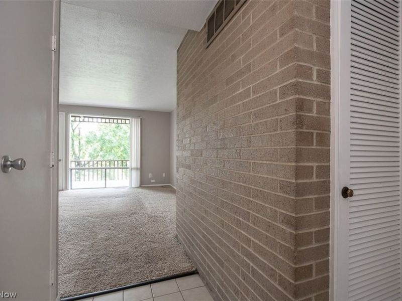 10429 N Church Drive, Unit 116, Parma Heights, OH 44130 Photo 2