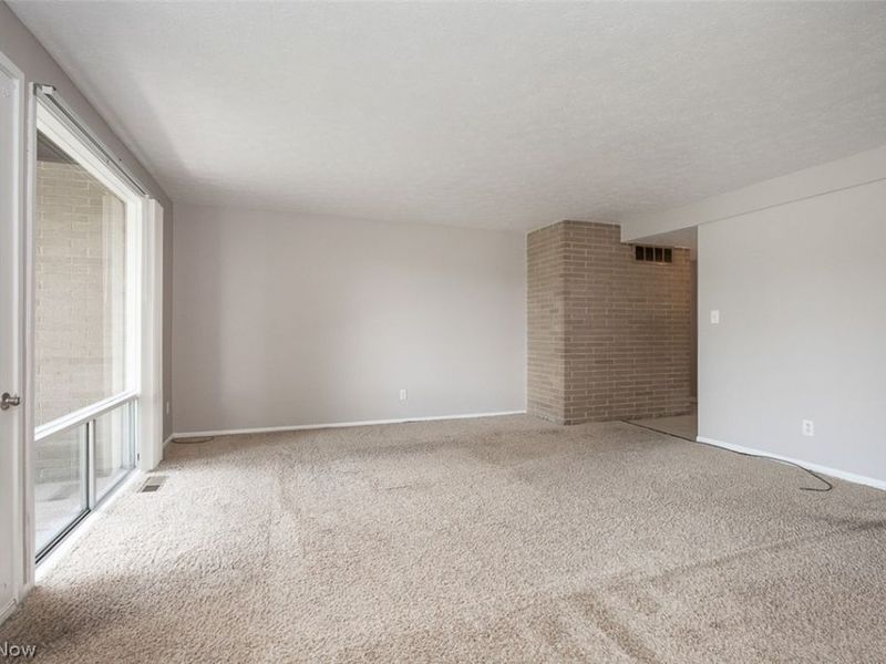 10429 N Church Drive, Unit 116, Parma Heights, OH 44130 Photo 5