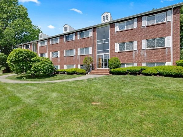 1 Fernview Avenue, Unit 6, North Andover, MA 01845