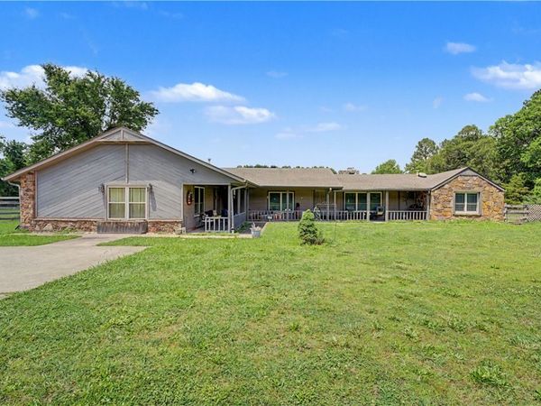 7936 W Wedington Drive , Fayetteville, AR 72704