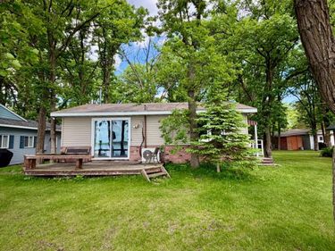 36678 Oak Point Drive, New York Mills, MN 56567