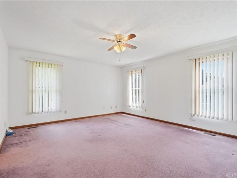 417 Kenec Drive, Middletown, OH 45042 Photo 25
