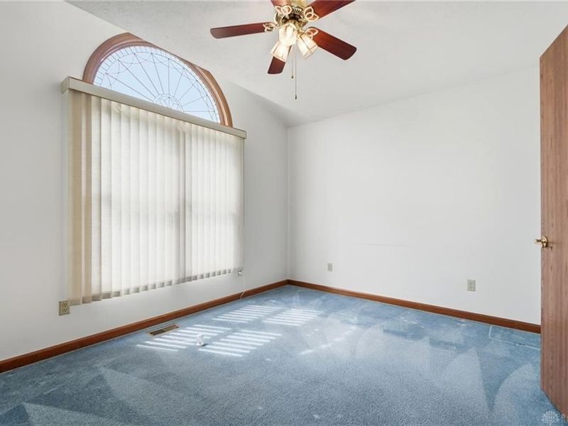 417 Kenec Drive, Middletown, OH 45042 Photo 31