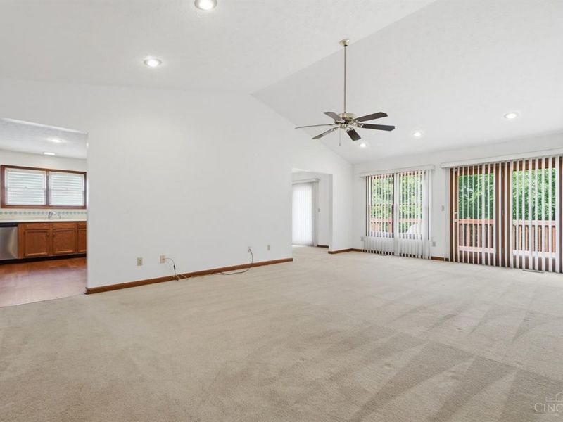 417 Kenec Drive, Middletown, OH 45042 Photo 16