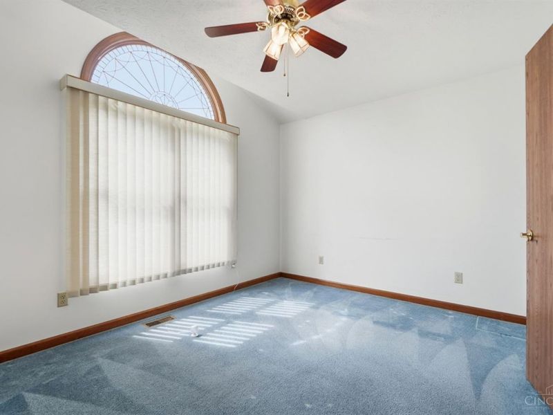 417 Kenec Drive, Middletown, OH 45042 Photo 31