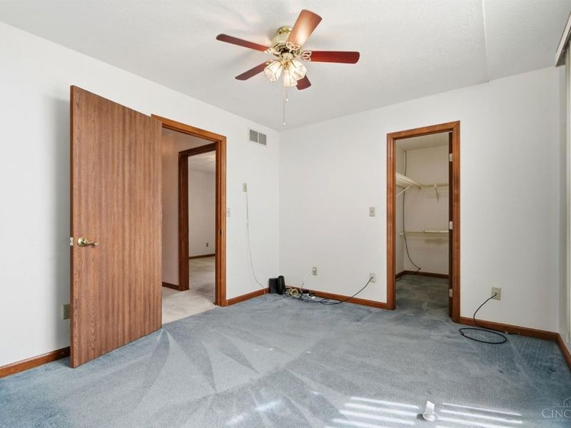 417 Kenec Drive, Middletown, OH 45042 Photo 32