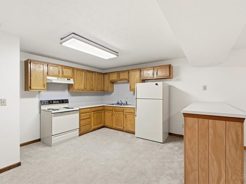 417 Kenec Drive, Middletown, OH 45042 Photo 7