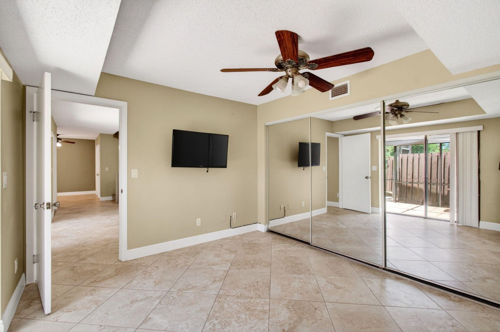 8377 Boca Rio Drive, Boca Raton, FL 33433 Photo