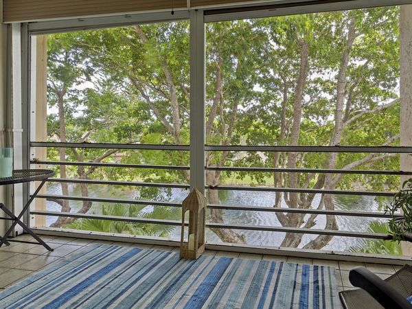 9370 Sunrise Lakes Boulevard, Unit 304, Sunrise, FL 33322