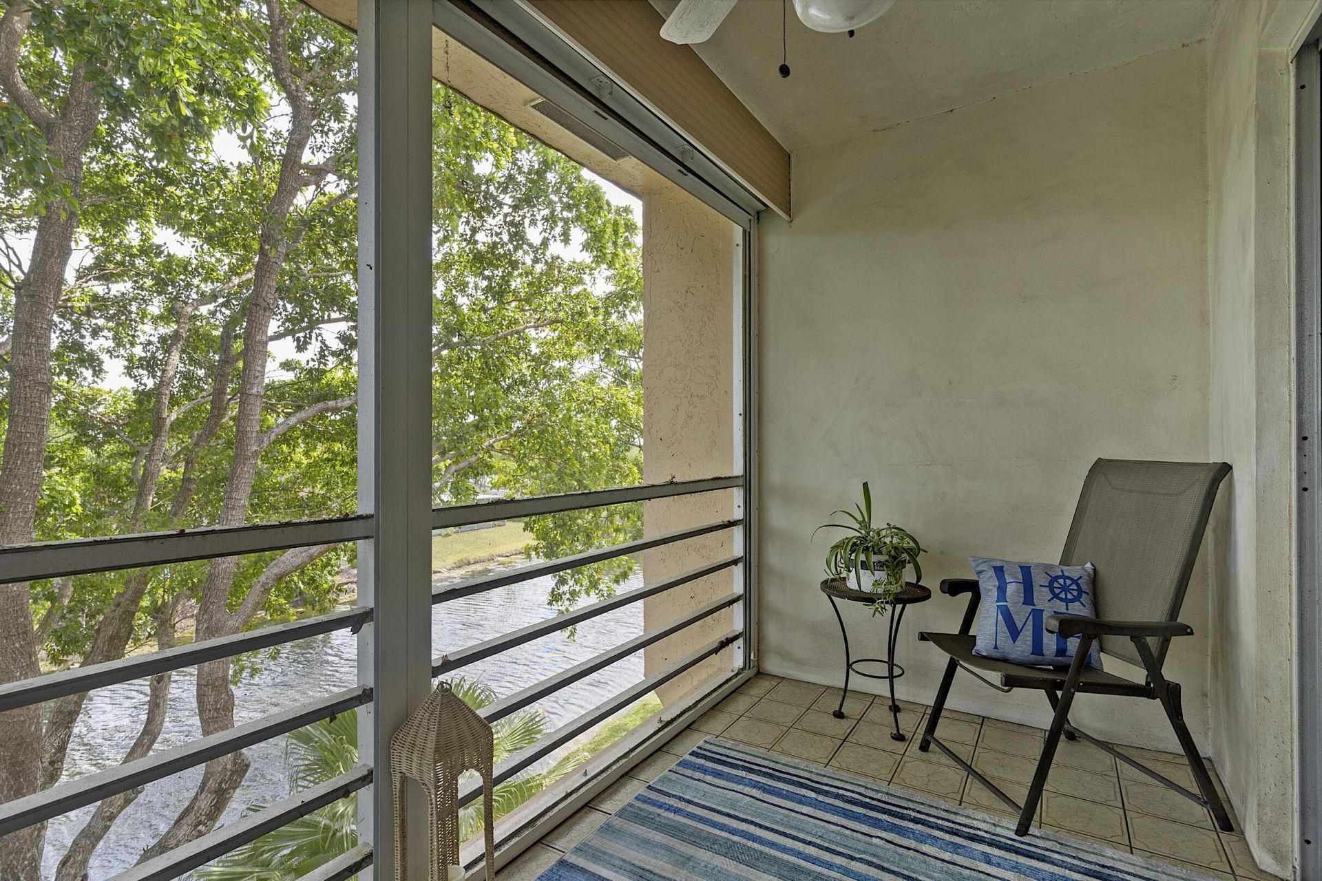 9370 Sunrise Lakes Boulevard, Unit 304, Sunrise, FL 33322 Photo