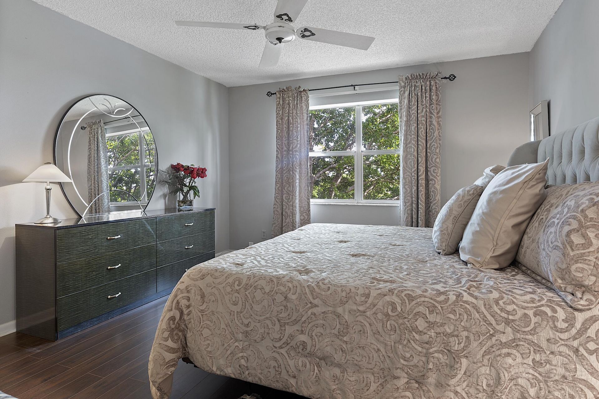9370 Sunrise Lakes Boulevard, Unit 304, Sunrise, FL 33322 Photo