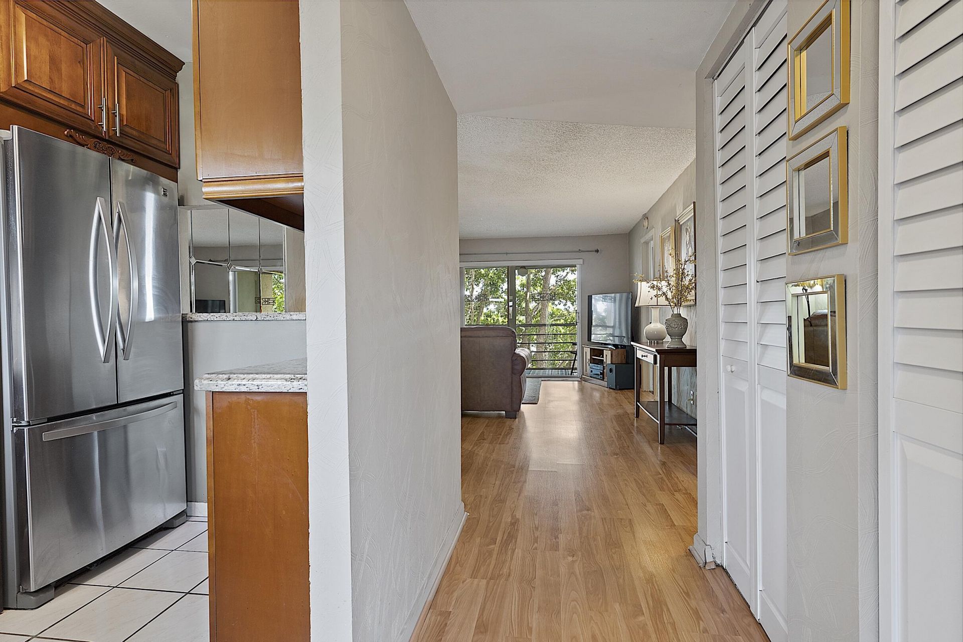 9370 Sunrise Lakes Boulevard, Unit 304, Sunrise, FL 33322 Photo
