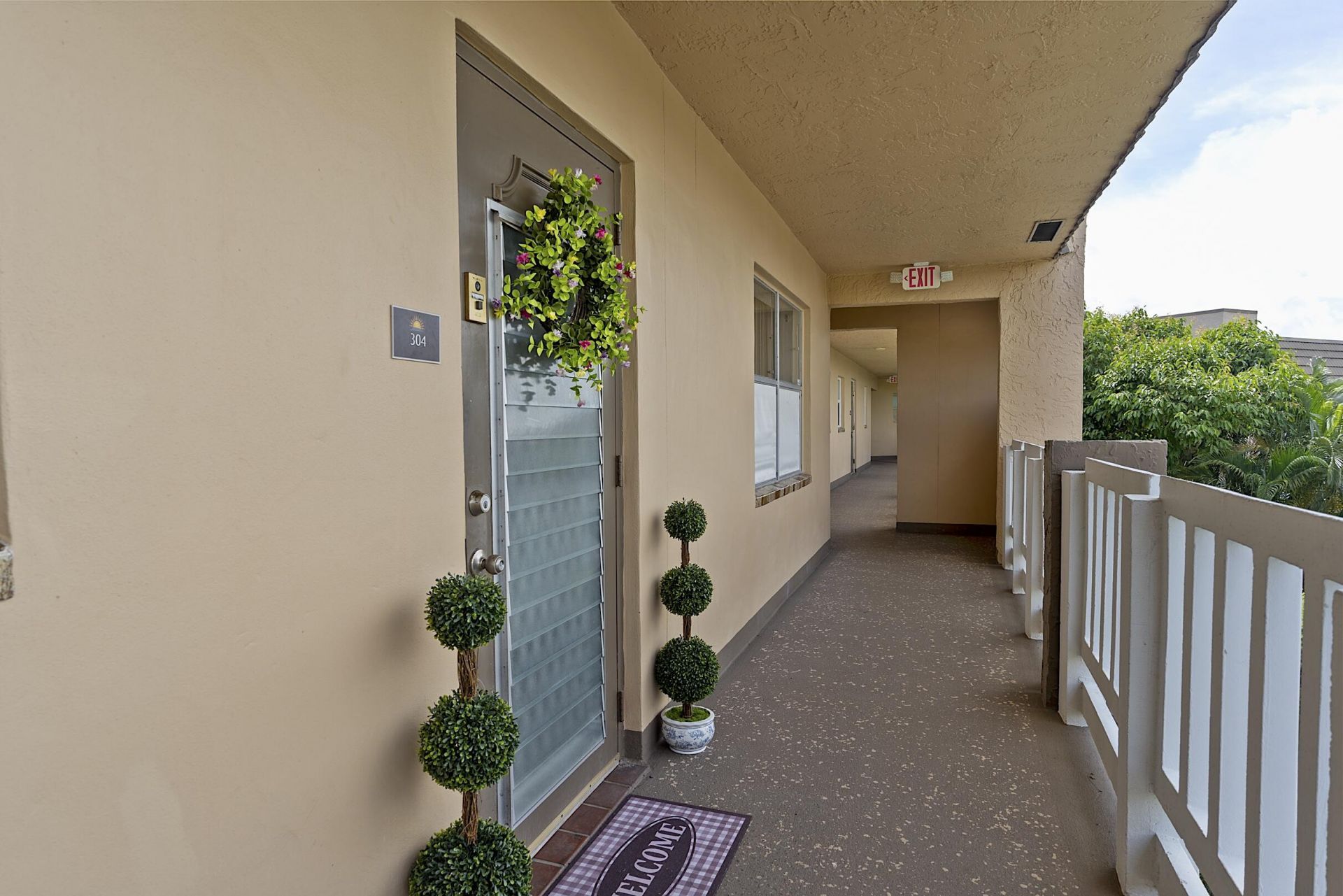 9370 Sunrise Lakes Boulevard, Unit 304, Sunrise, FL 33322 Photo