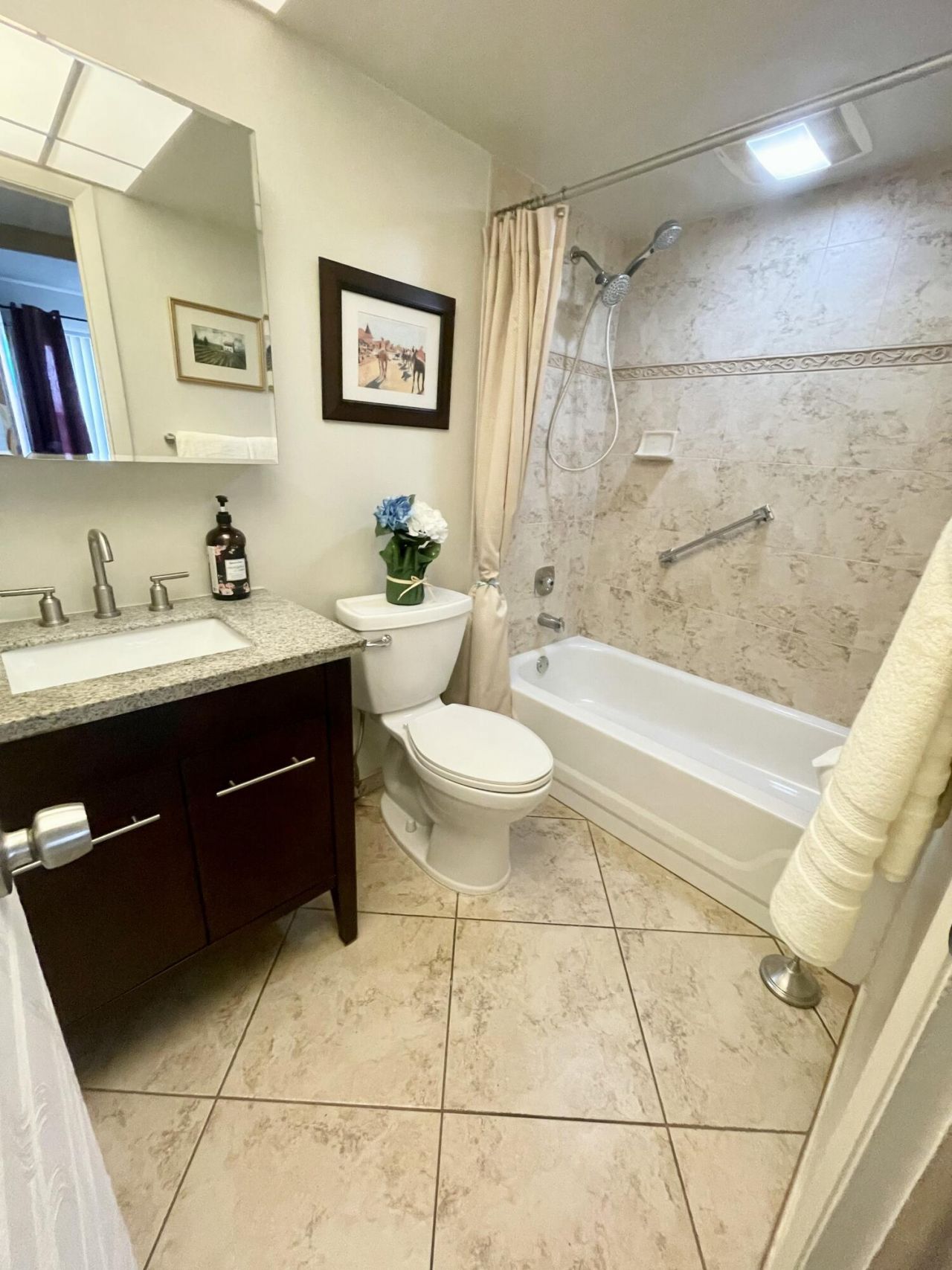 9370 Sunrise Lakes Boulevard, Unit 304, Sunrise, FL 33322 Photo