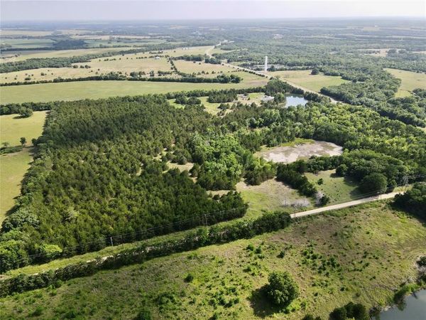 5909 Farm Road 38 S, Brookston, TX 75421