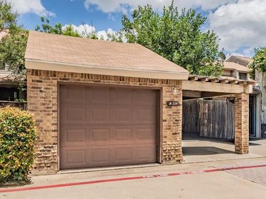 219 Shady Lane Drive, Fort Worth, TX 76112