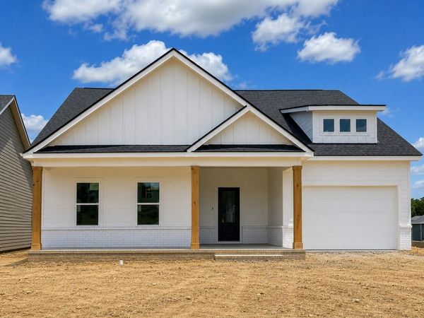 5829 Guardian Way, Hixson, TN 37343