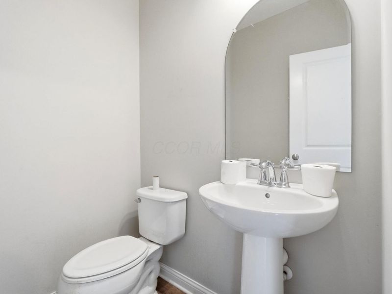 577 Carnaval Creek Drive, Blacklick, OH 43004 Photo 9