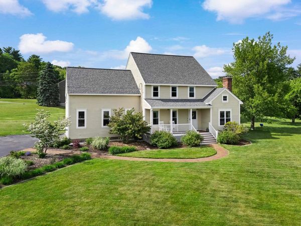 1 Bartlett Road, Stratham, NH 03885