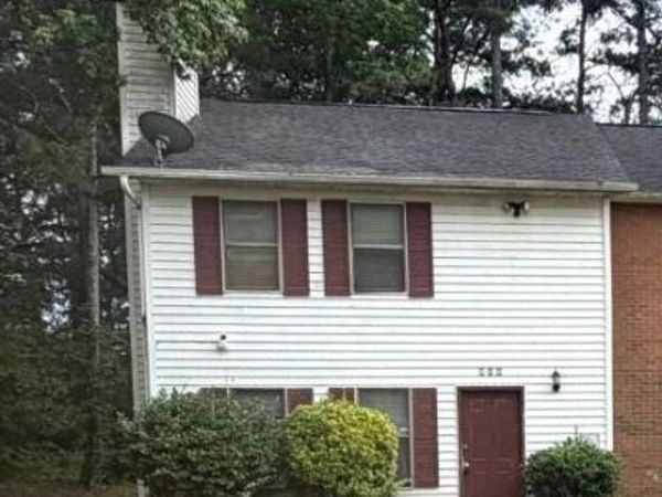 906 Silverwood Drive, Atlanta, GA 30349