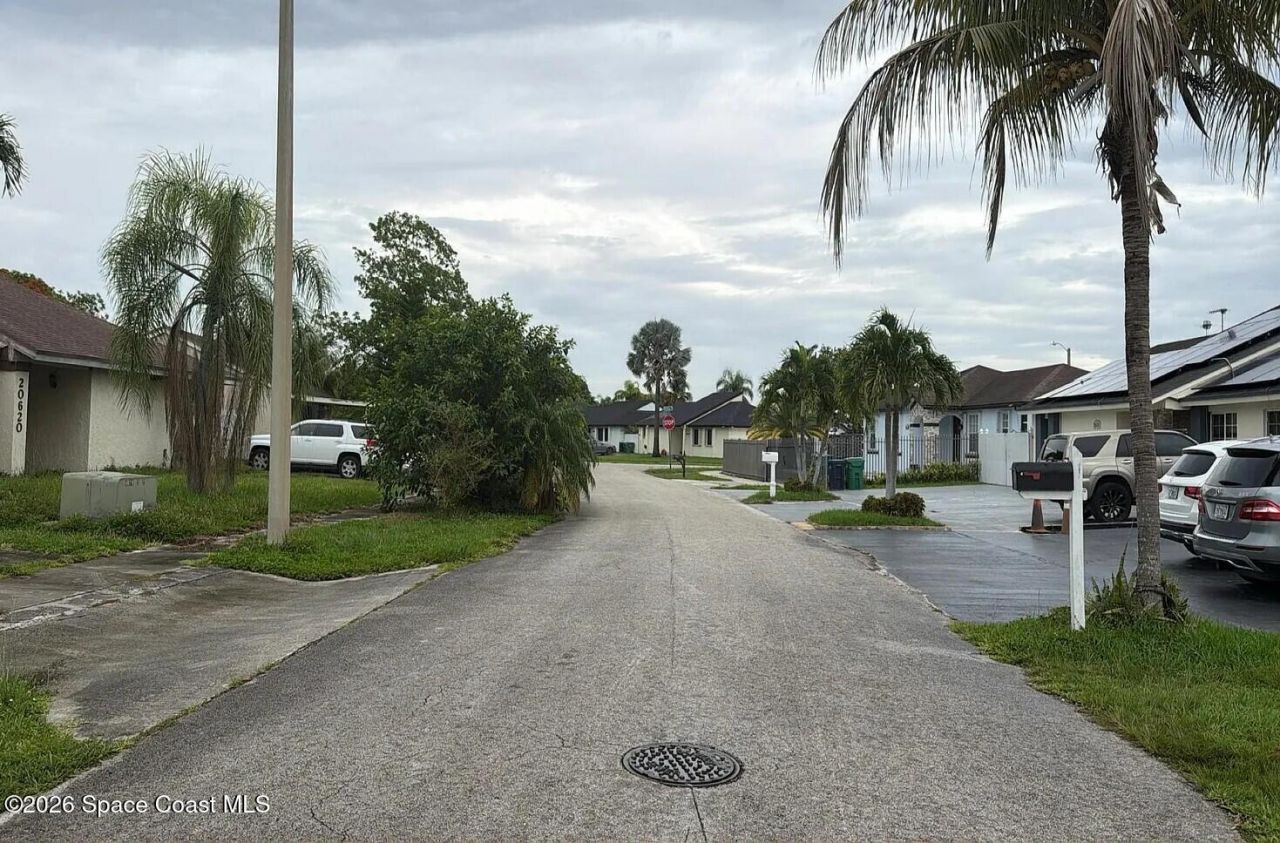 20630 SW 125th Avenue , Miami, FL 33177 Photo