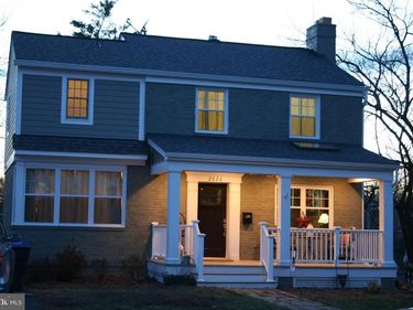 2626 N QUANTICO STREET , ARLINGTON, VA 22207