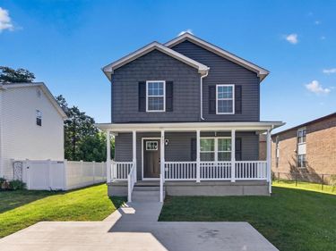 207 S LOUDOUN STREET, STRASBURG, VA 22657